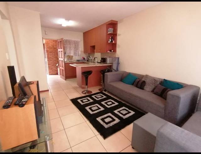 2 BEDROOM TOWNHOUSE SOLD IN CELTISDAL